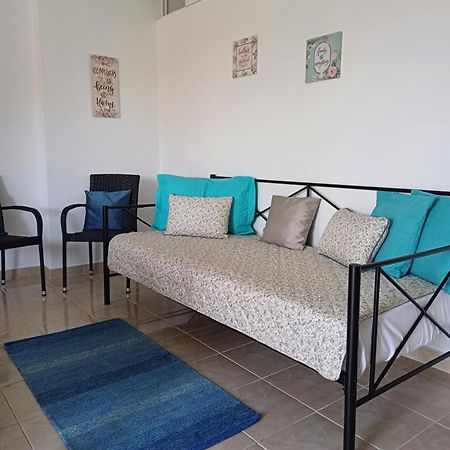 Artemisia Apartment Koszkinú Kültér fotó