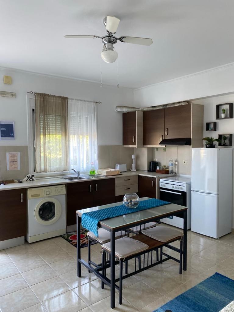 Artemisia Apartment Koszkinú Kültér fotó